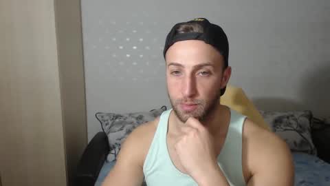 Snapshot of blondeagle chatting on December 2, 6:52 pm Mr Blond online show from December 2, 6:52 pm