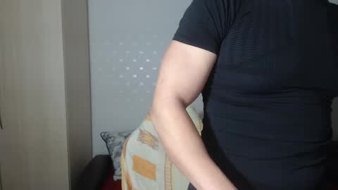 Snapshot of blondeagle chatting on January 14, 8:37 pm Mr Blond online show from January 14, 8:37 pm