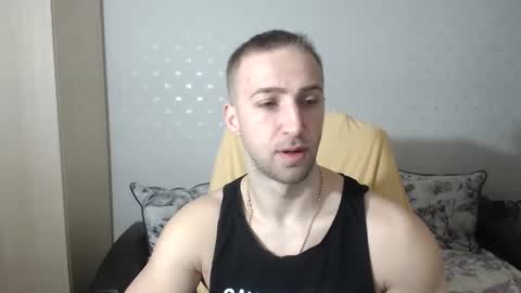 Snapshot of blondeagle chatting on March 10, 7:22 am Mr Blond online show from March 10, 7:22 am