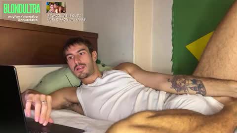 Snapshot of blondultra chatting on October 7, 5:50 pm blondultra online show from October 7, 5:50 pm