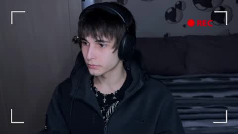 SONNYVAN online show from October 29, 2:20 pm