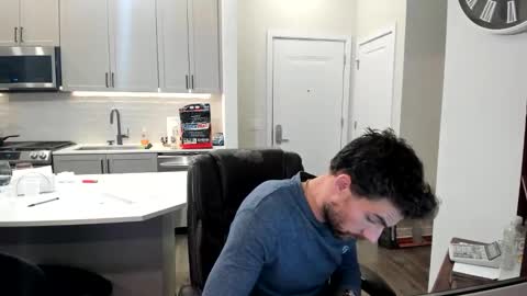 BlueCollarHunk online show from December 19, 11:34 pm