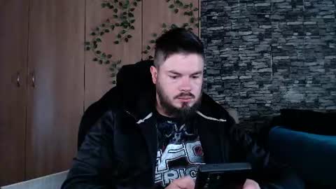 blueeyeboy0 online show from July 16, 7:48 am