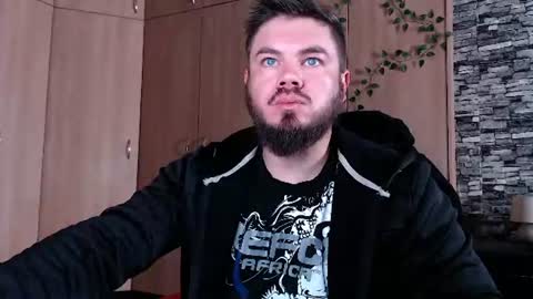 blueeyeboy0 online show from July 29, 8:13 am