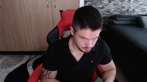 Snapshot of blueeyeboy0 chatting on February 10, 8:31 am blueeyeboy0 online show from February 10, 8:31 am