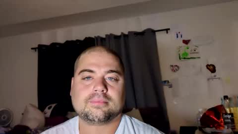 blueeyeme online show from October 19, 5:56 am