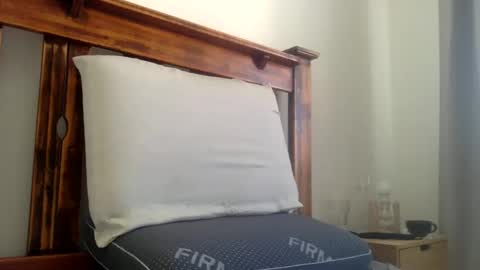 blueeyes705 online show from September 23, 6:46 am