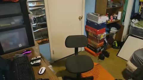 bluesky10111 online show from February 18, 12:58 pm