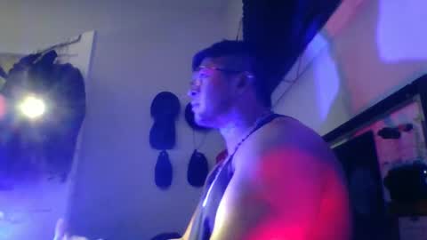 bluevegeta143 online show from March 6, 8:11 am