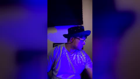 bluevegeta143 online show from February 18, 10:24 am