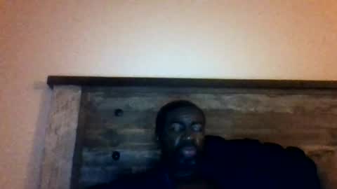 bluuthunder1914 online show from July 31, 2:44 am