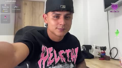 Bob  INDEPENDENT MODEL online show from April 1, 4:36 am