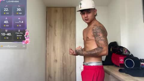 Bob  INDEPENDENT MODEL online show from April 22, 5:50 pm