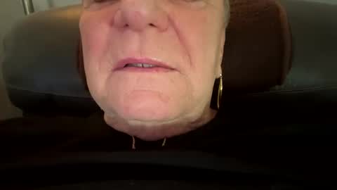 bobbiesucks69 online show from September 23, 2:38 pm