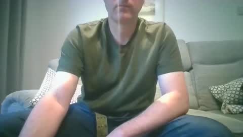 bobby_113 online show from February 2, 12:35 pm