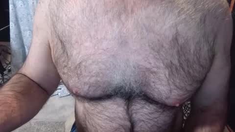 BobbyHill27b online show from February 1, 10:08 pm