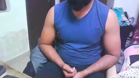 Snapshot of boldinddude chatting on December 15, 1:11 pm Chris B online show from December 15, 1:11 pm