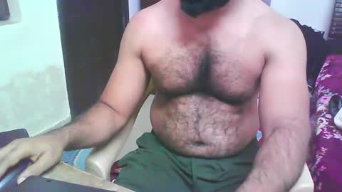 Snapshot of boldinddude chatting on December 11, 12:49 pm Chris B online show from December 11, 12:49 pm