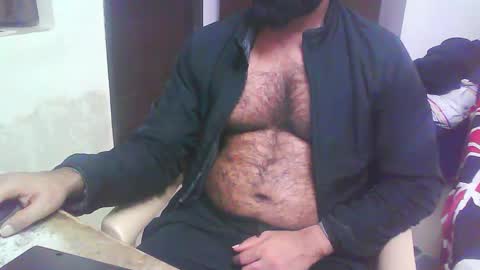 Snapshot of boldinddude chatting on December 2, 12:05 pm Chris B online show from December 2, 12:05 pm