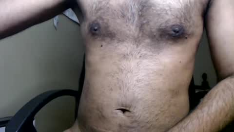 Snapshot of bond007pt2 chatting on January 6, 1:30 pm bond007pt2 online show from January 6, 1:30 pm