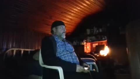 Snapshot of booshy chatting on December 31, 12:57 pm Booshwa online show from December 31, 12:57 pm