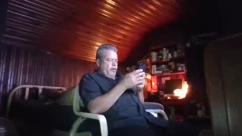 Snapshot of booshy chatting on October 5, 2:04 am Booshwa online show from October 5, 2:04 am
