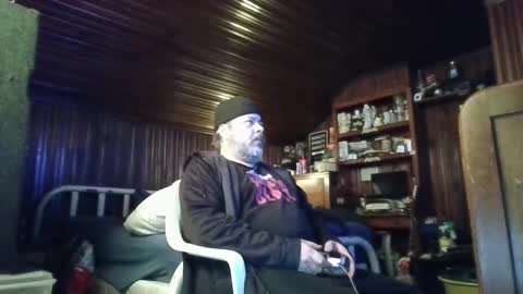 Snapshot of booshy chatting on January 18, 5:26 pm Booshwa online show from January 18, 5:26 pm