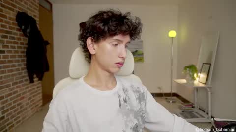 Snapshot of boream_ chatting on October 6, 12:32 pm Bream online show from October 6, 12:32 pm