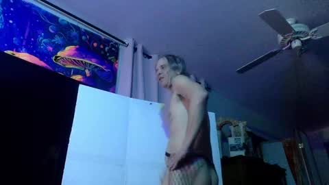 Snapshot of bottomboo7 chatting on January 22, 12:38 pm Bottomboo7 online show from January 22, 12:38 pm