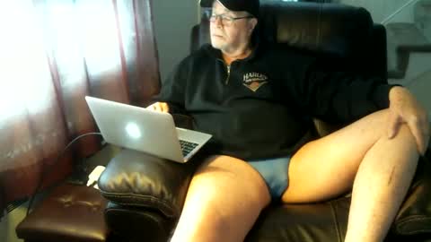 Jackie online show from February 11, 12:37 pm