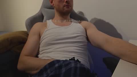 bottomtsinner online show from March 9, 9:53 pm