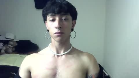 Boy Astro online show from December 19, 12:02 am