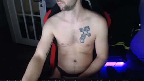 Snapshot of boy_t0y89 chatting on March 10, 6:12 pm boy_t0y89 online show from March 10, 6:12 pm