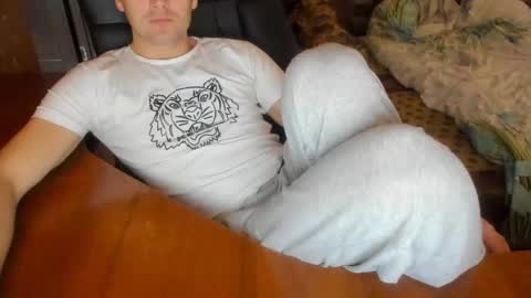 BoyApollon online show from December 5, 10:44 am