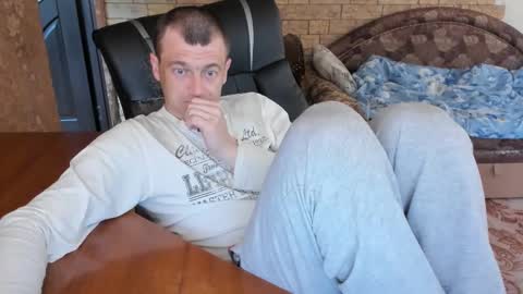 BoyApollon online show from April 19, 4:56 am