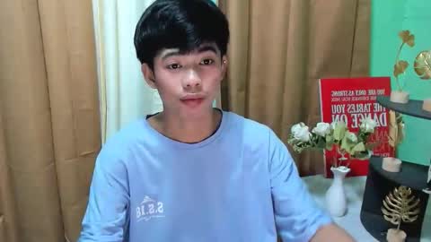 Snapshot of boynextdoor4ux chatting on October 12, 10:26 pm HI IM JAMES DONT FORGET GIVE ME THUMBS UP AND JOIN TO MY FANCLUB online show from October 12, 10:26 pm