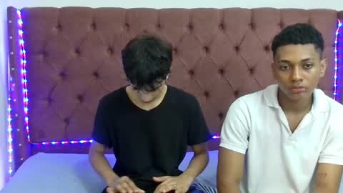 Snapshot of boys_hotparty chatting on December 12, 1:39 pm ALEX - TAYLER -MIKE online show from December 12, 1:39 pm