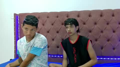 Snapshot of boys_hotparty chatting on January 30, 1:53 pm ALEX - TAYLER -MIKE online show from January 30, 1:53 pm