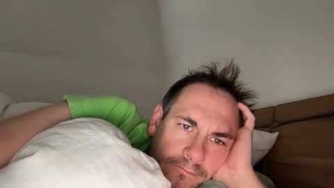 boytoyhh online show from December 2, 8:06 am