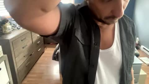 Snapshot of boytoy8969 chatting on February 24, 1:42 pm boytoy8969 online show from February 24, 1:42 pm