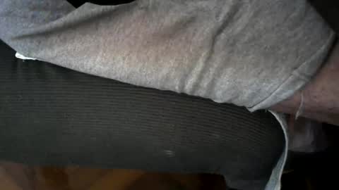 Snapshot of brad2717 chatting on January 22, 12:38 pm brad2717 online show from January 22, 12:38 pm