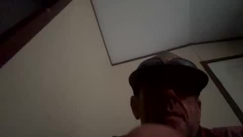 brad90323 online show from October 17, 8:57 pm