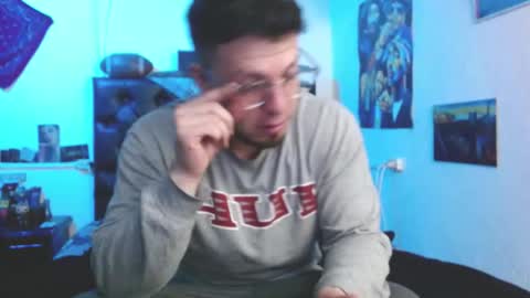 brad hot boy online show from November 12, 1:33 am