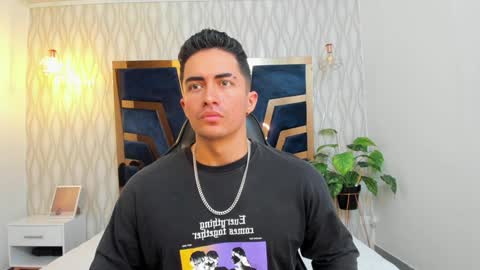 Snapshot of brad_summer chatting on February 1, 5:16 pm brad summer online show from February 1, 5:16 pm