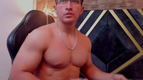 Snapshot of brad_summer chatting on January 7, 5:53 pm brad summer online show from January 7, 5:53 pm