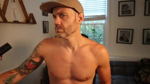 BradBronton online show from July 23, 11:40 am