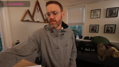BradBronton online show from April 21, 10:10 am