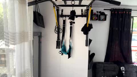 Bradley Strong online show from April 26, 2:58 pm