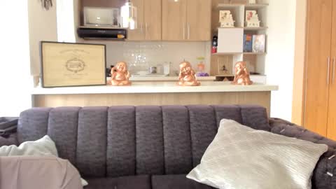 bradleymartin7 online show from December 14, 2:35 pm