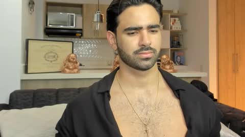 bradleymartin7 online show from November 10, 10:47 pm